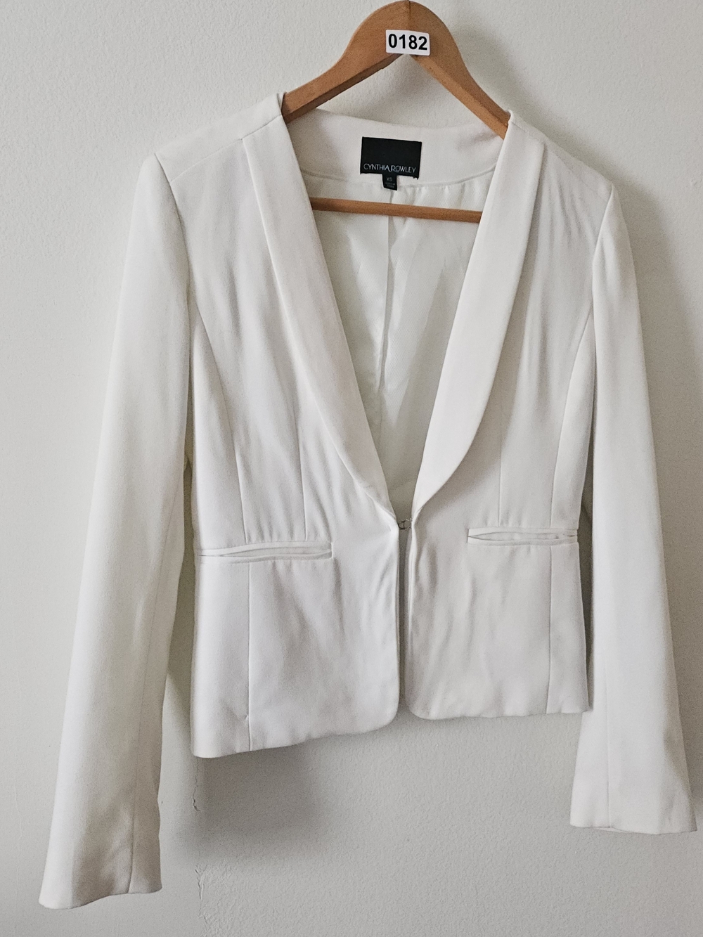 Cynthia Rowley Women's White Shawl Collar Blazer Size XS 182